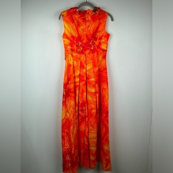 Vintage Mildred’s of Hawaii 60’s Bright Floral Maxi Dress, Estimated Size Small - Picture 6 of 11